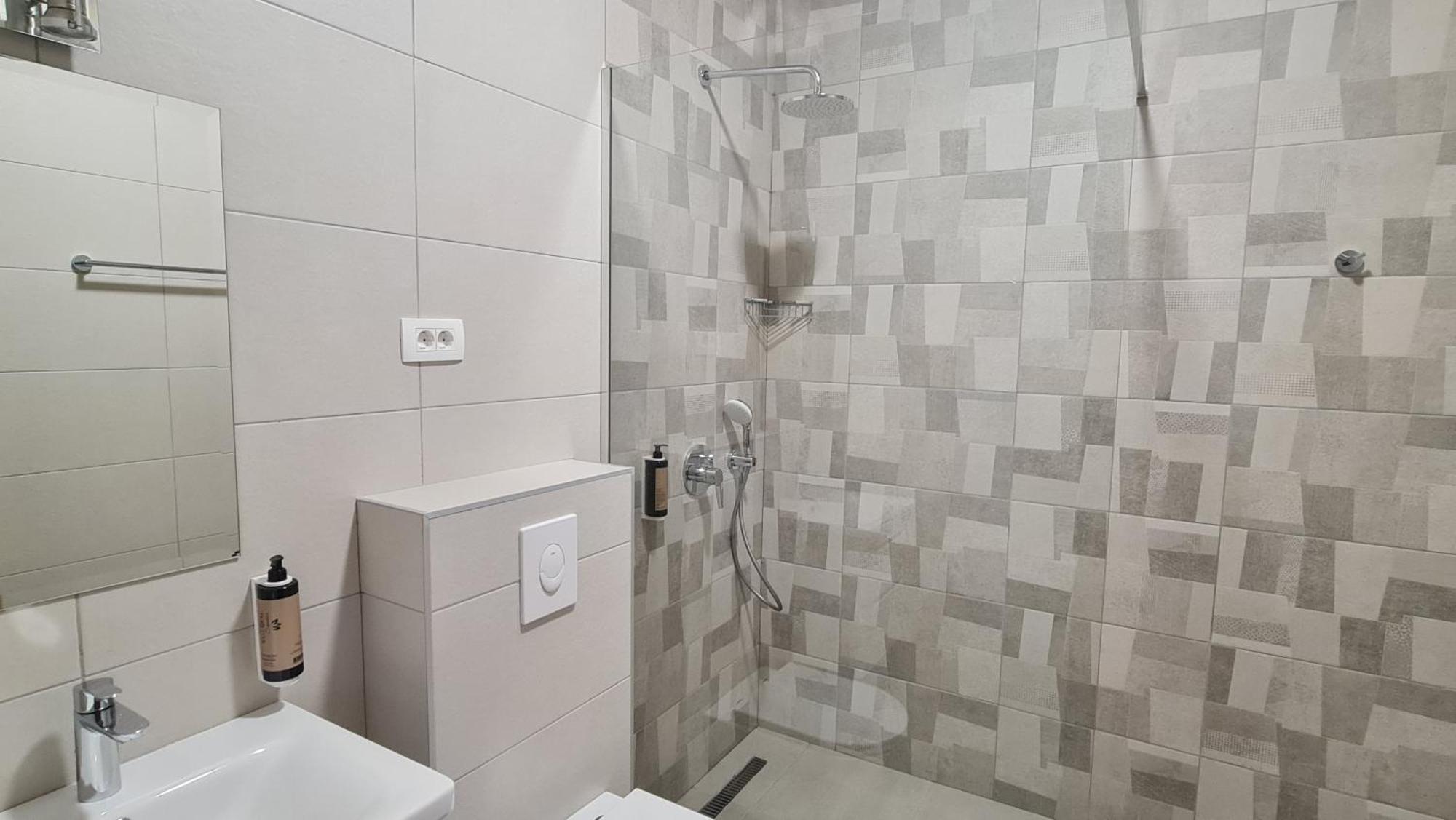 Hotel Laguna Podgorica Kültér fotó
